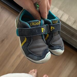 PLAE Gray and Yellow Sneakers with Velcro Strap